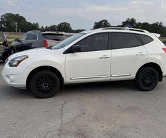 2014 Nissan Rd. select S